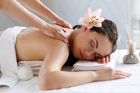 Deep tissue massage therapy